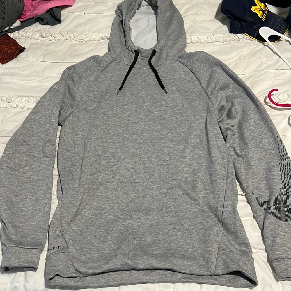 Nike dri fit hoodie